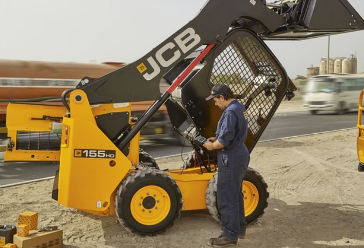 155 Skid Steer Yükleyici